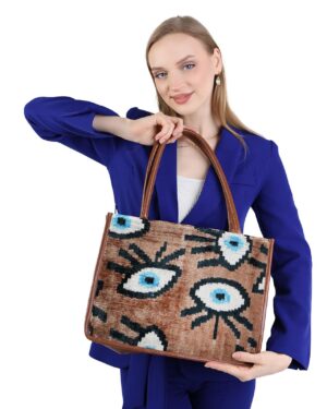 Iris Tan Eye Pattern Women Medium Tote Bag