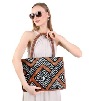 Odette Tan Geometric Women Medium Tote Bag