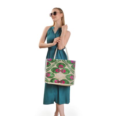 Gemma Green Leaf Pattern Women Large Tote Bag